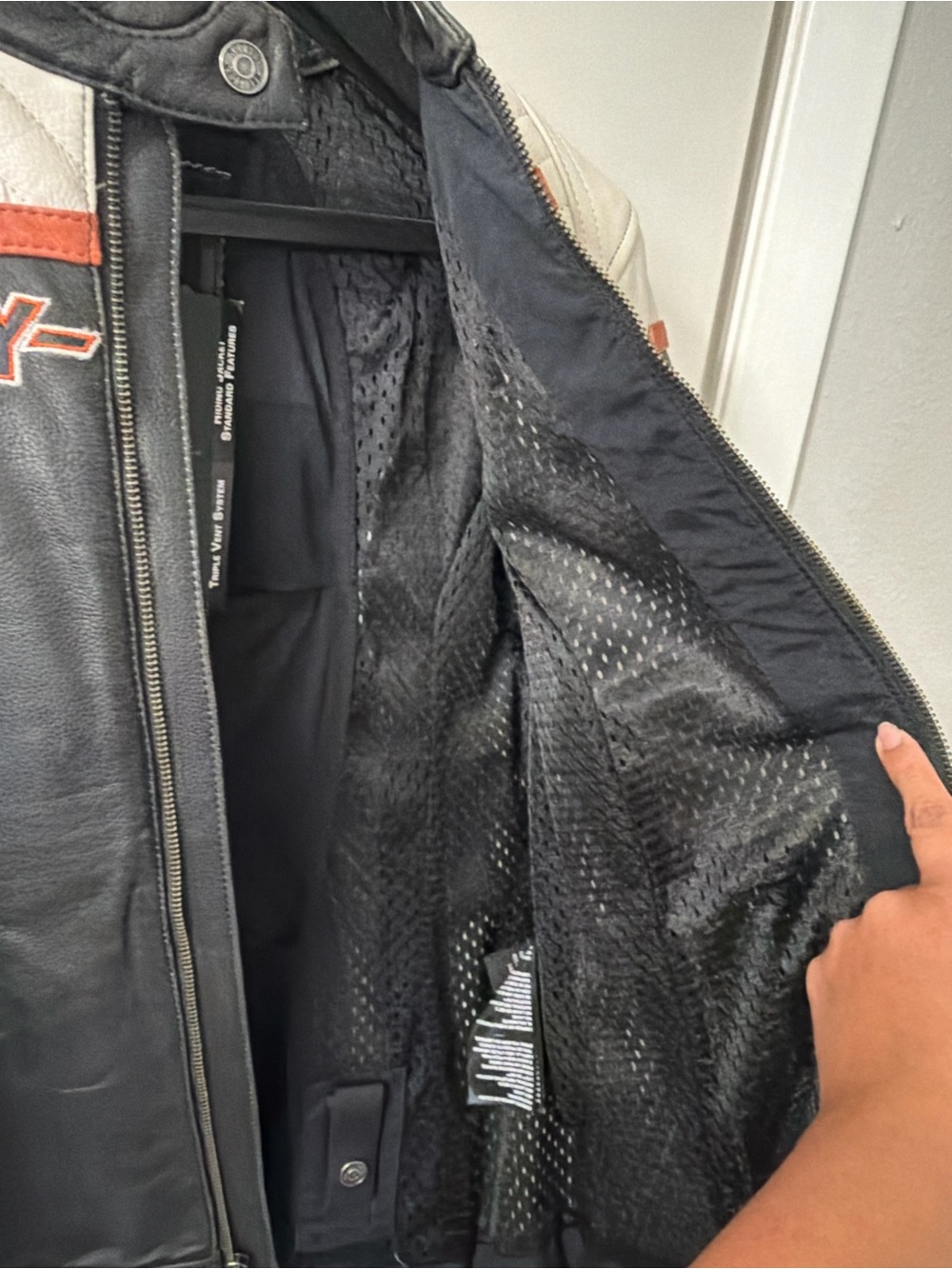 Harley-Davidson Black, Cream & Orange Racing Leather Jacket - Picture 8 of 10